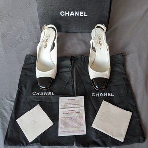 Classic CHANEL Two-Tone Patent Slingback Heels Sz8